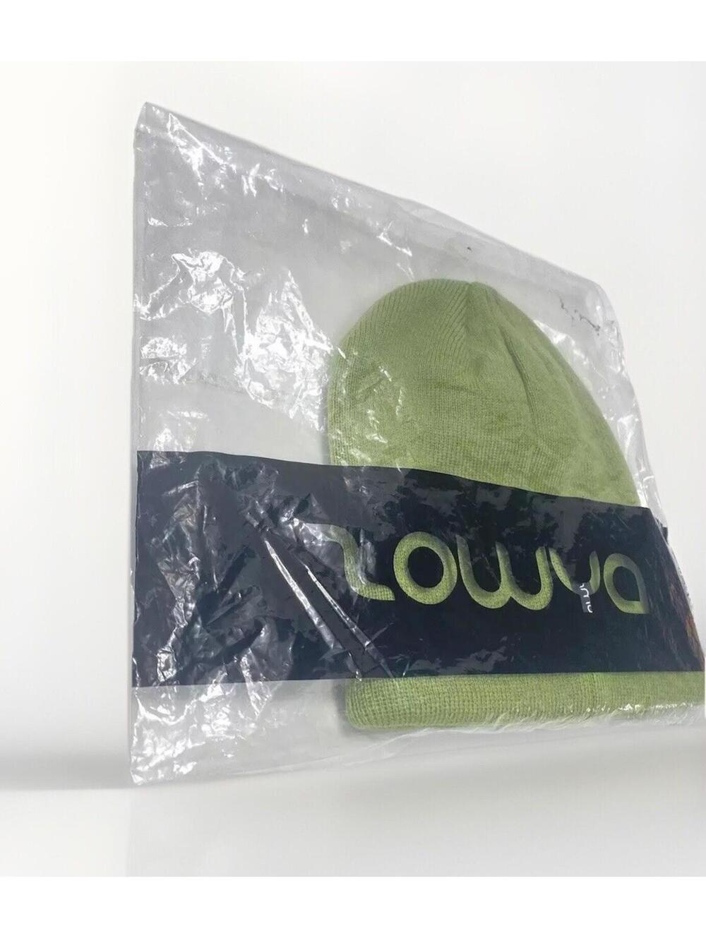 Unisex Winter Hat Green Beanie - Brand New, Warm & Stylish!